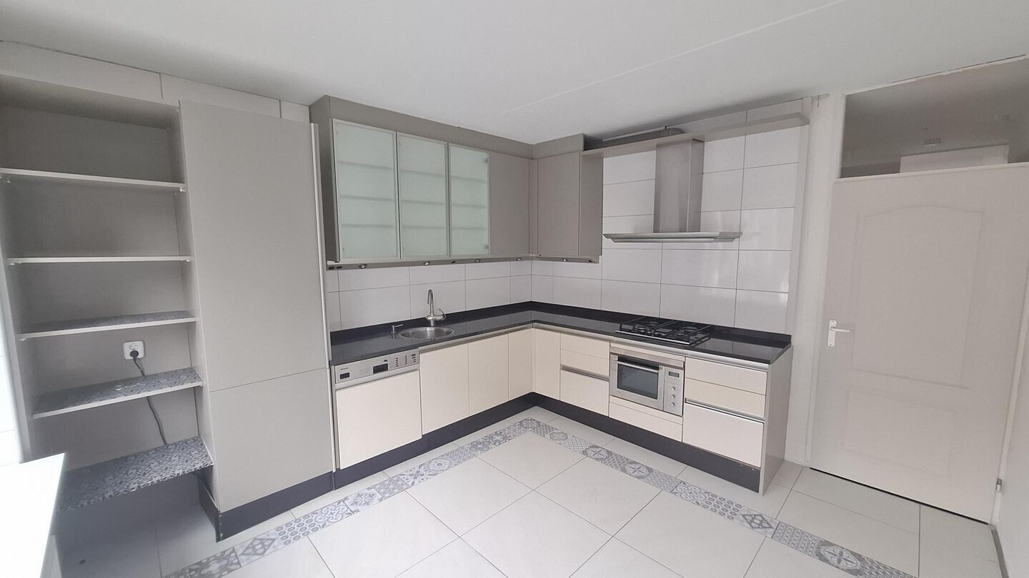 Appartement te koop: Wijngaardstraat 17, Dordrecht