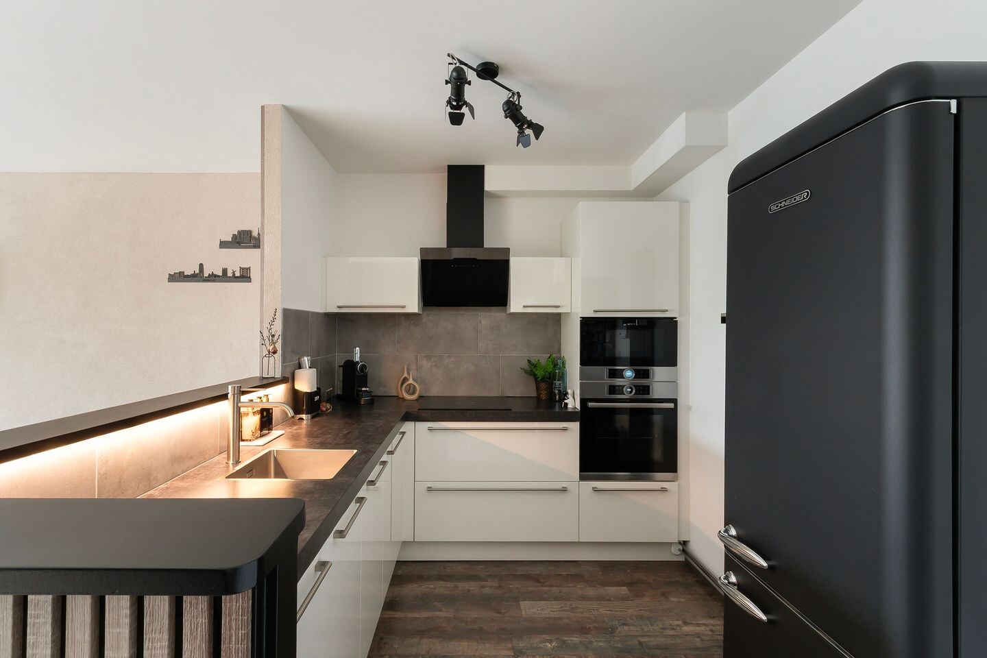 Appartement te koop: Boogjes 104, Dordrecht