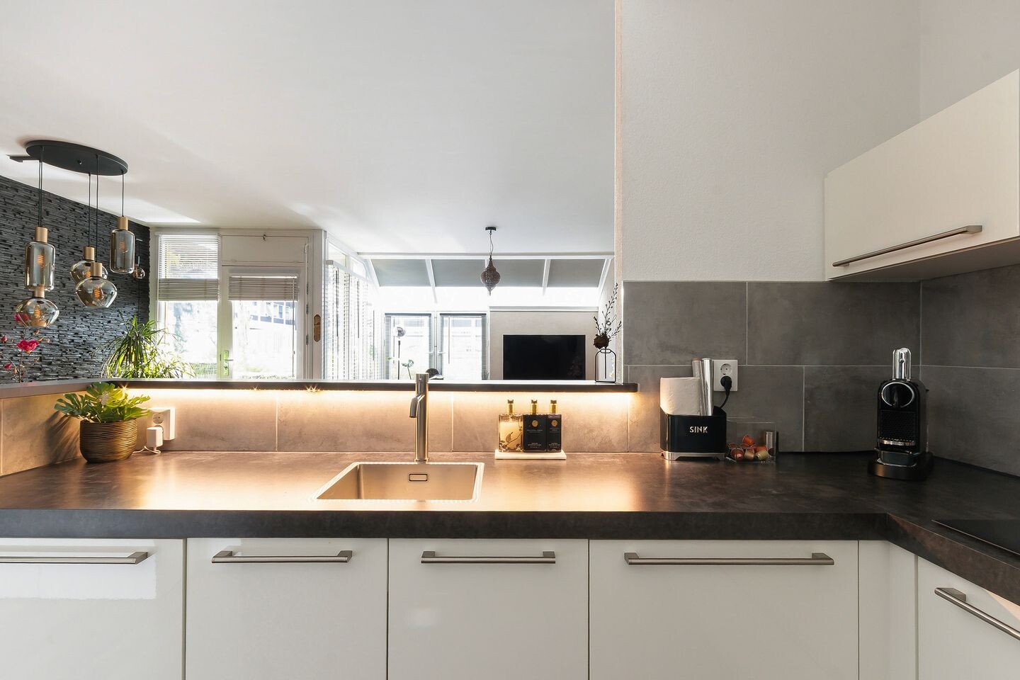Appartement te koop: Boogjes 104, Dordrecht