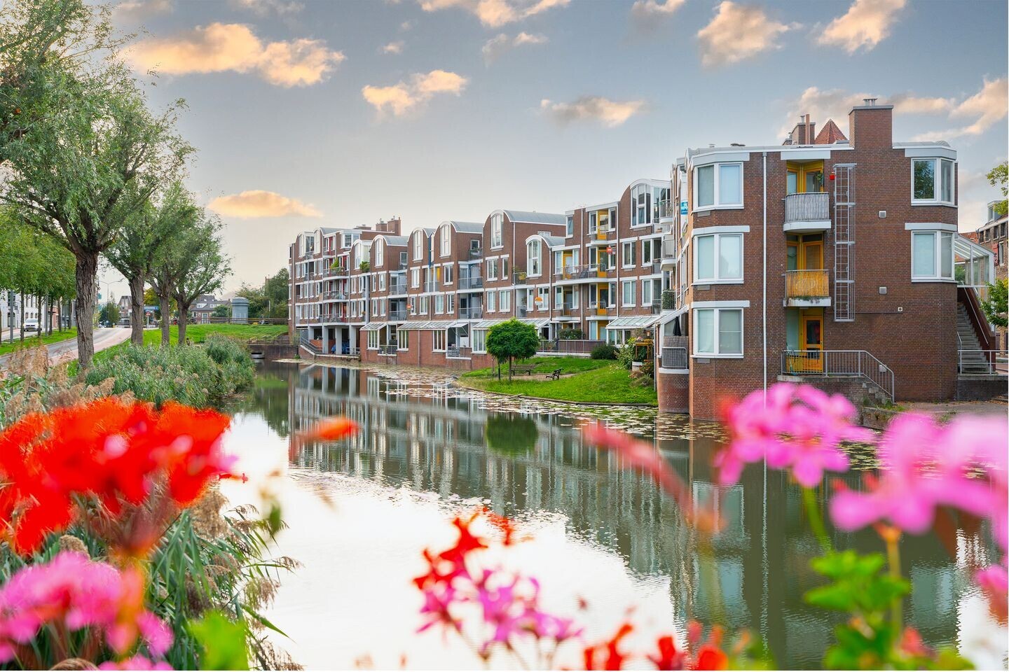 Appartement te koop: Slikveld 28, Dordrecht