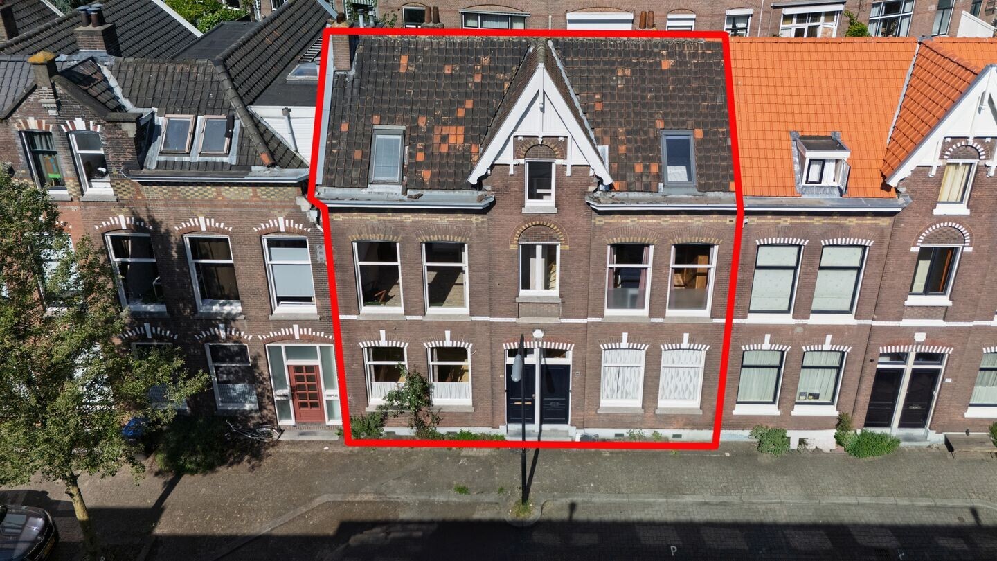 Tussenwoning te koop: Koninginnestraat 29, Dordrecht