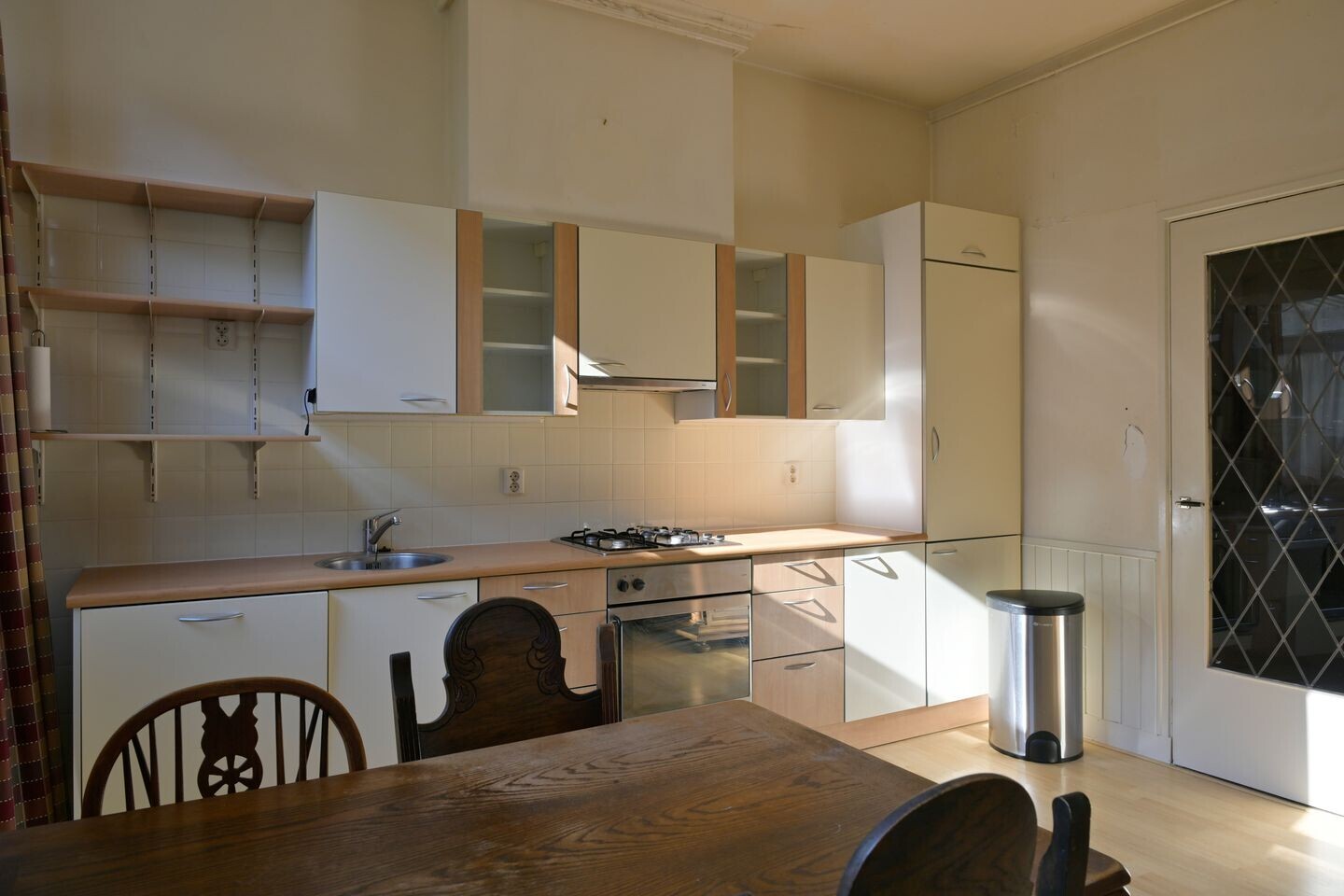 Tussenwoning te koop: Koninginnestraat 29, Dordrecht