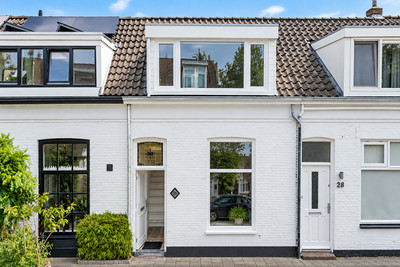 Adriaan van Altenastraat 26