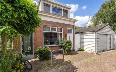 Adriaan van Altenastraat 5