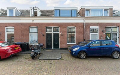 Hof de Vrie. 9