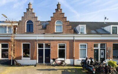 Hof de Vrie. 28