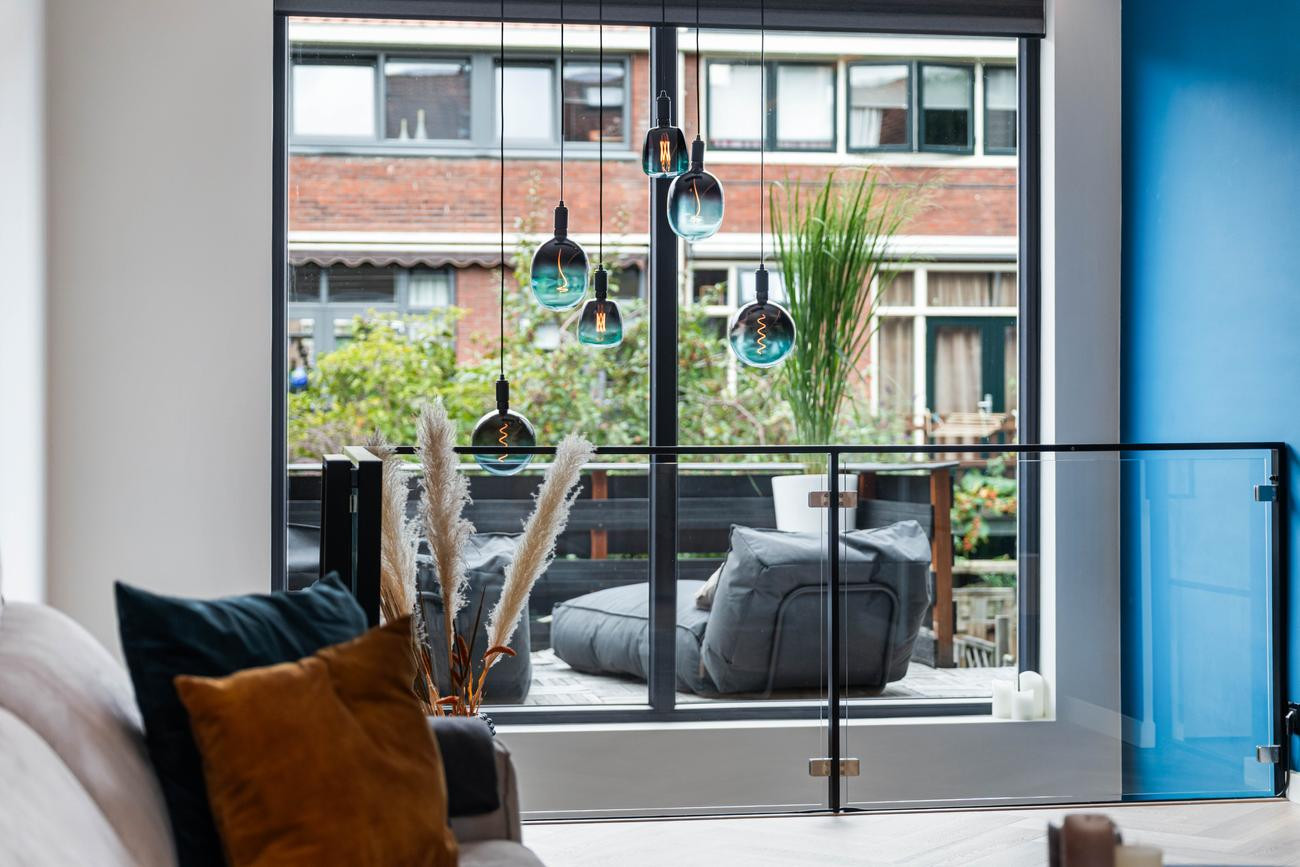 Tussenwoning te koop: Floresstraat 9, Dordrecht