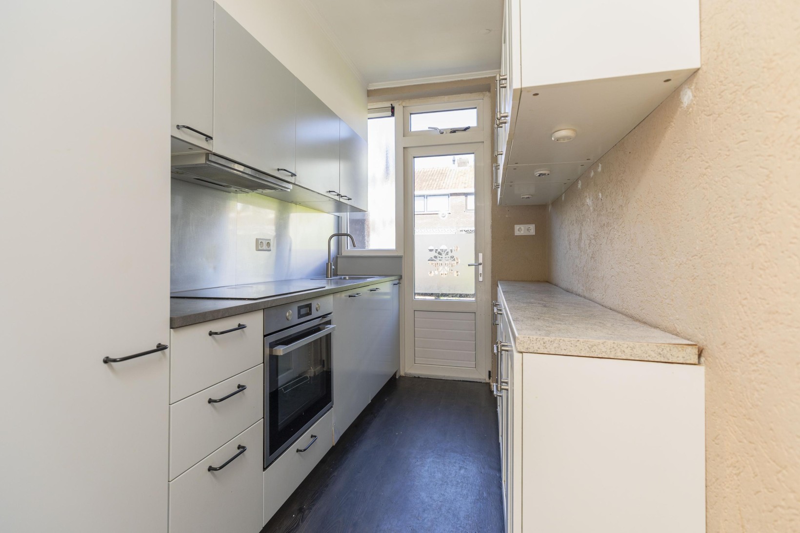 Tussenwoning te koop: Soembastraat 13, Dordrecht