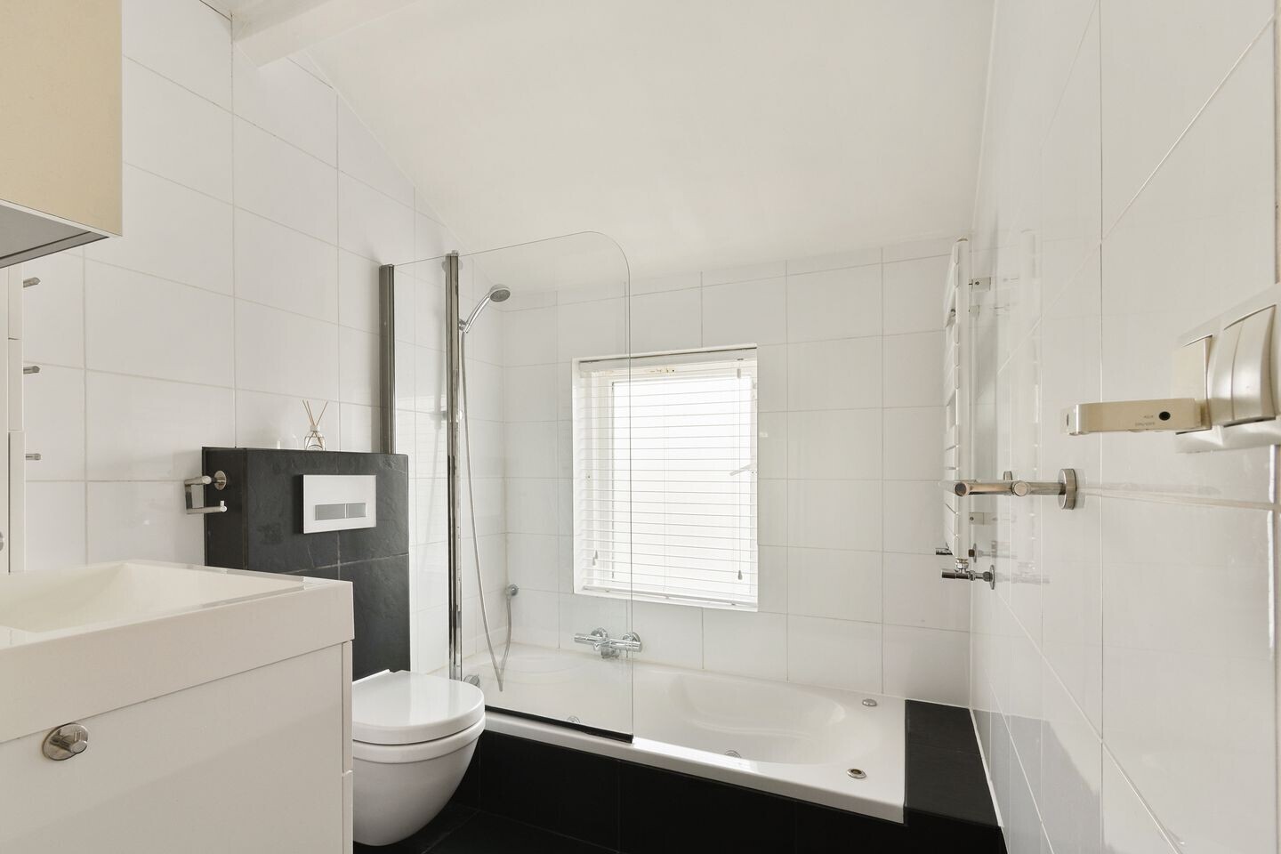 Tussenwoning te koop: Herradesstraat 23, Dordrecht