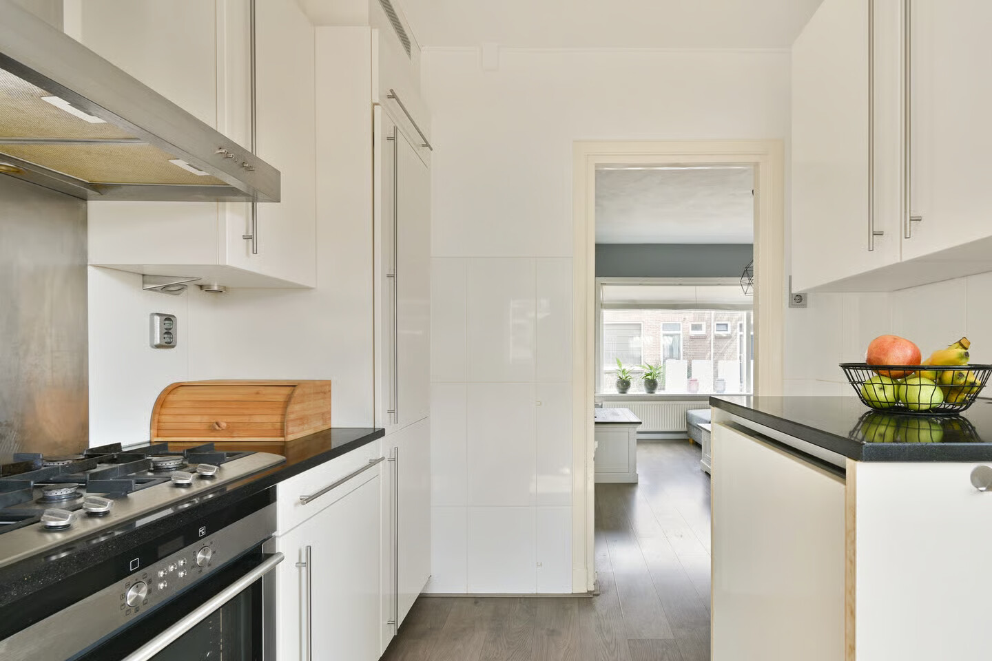 Tussenwoning te koop: Herradesstraat 23, Dordrecht