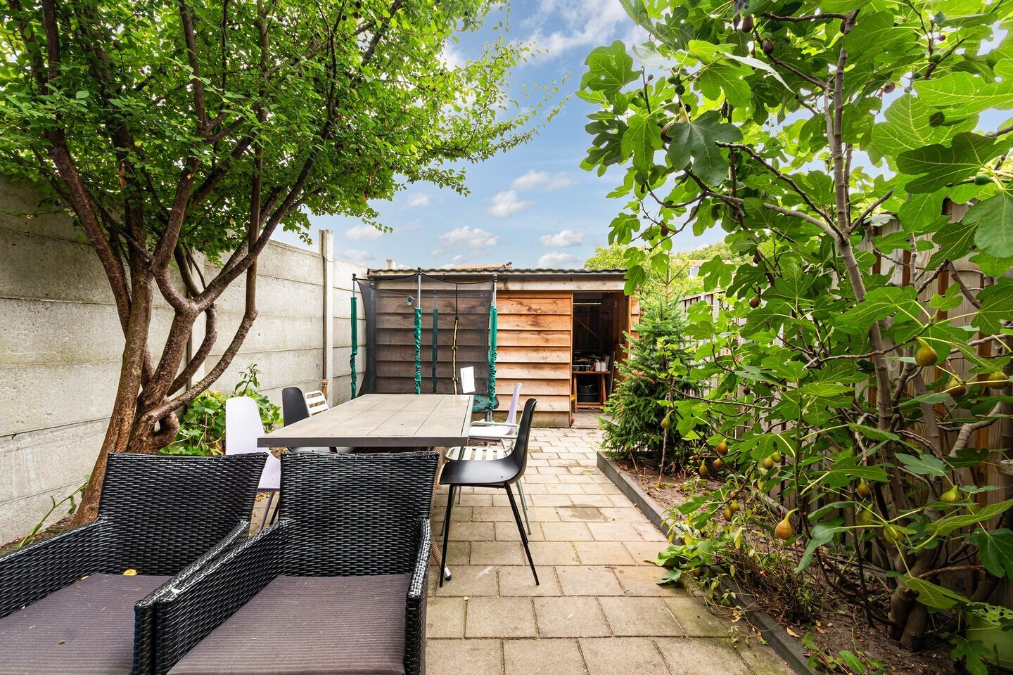 Tussenwoning te koop: Vorensaterstraat 17, Dordrecht