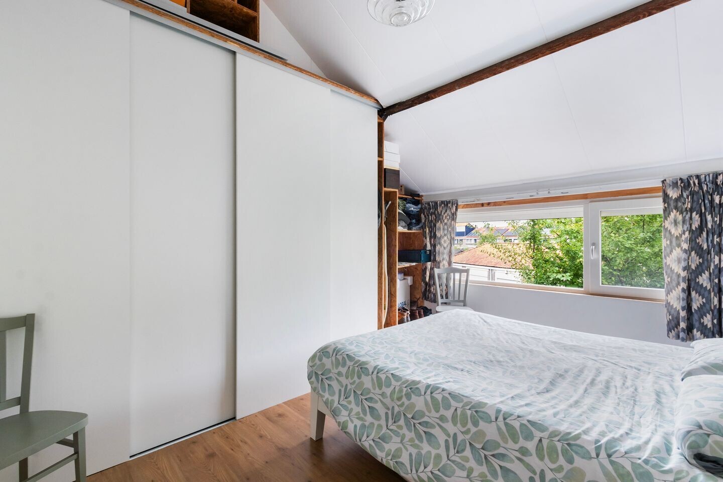 Tussenwoning te koop: Vorensaterstraat 17, Dordrecht