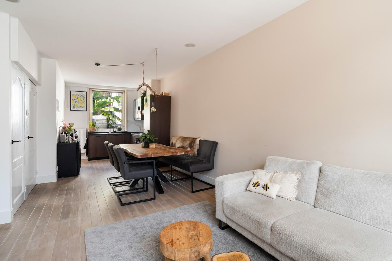 Hoekwoning te koop: Lombokstraat 1, Dordrecht
