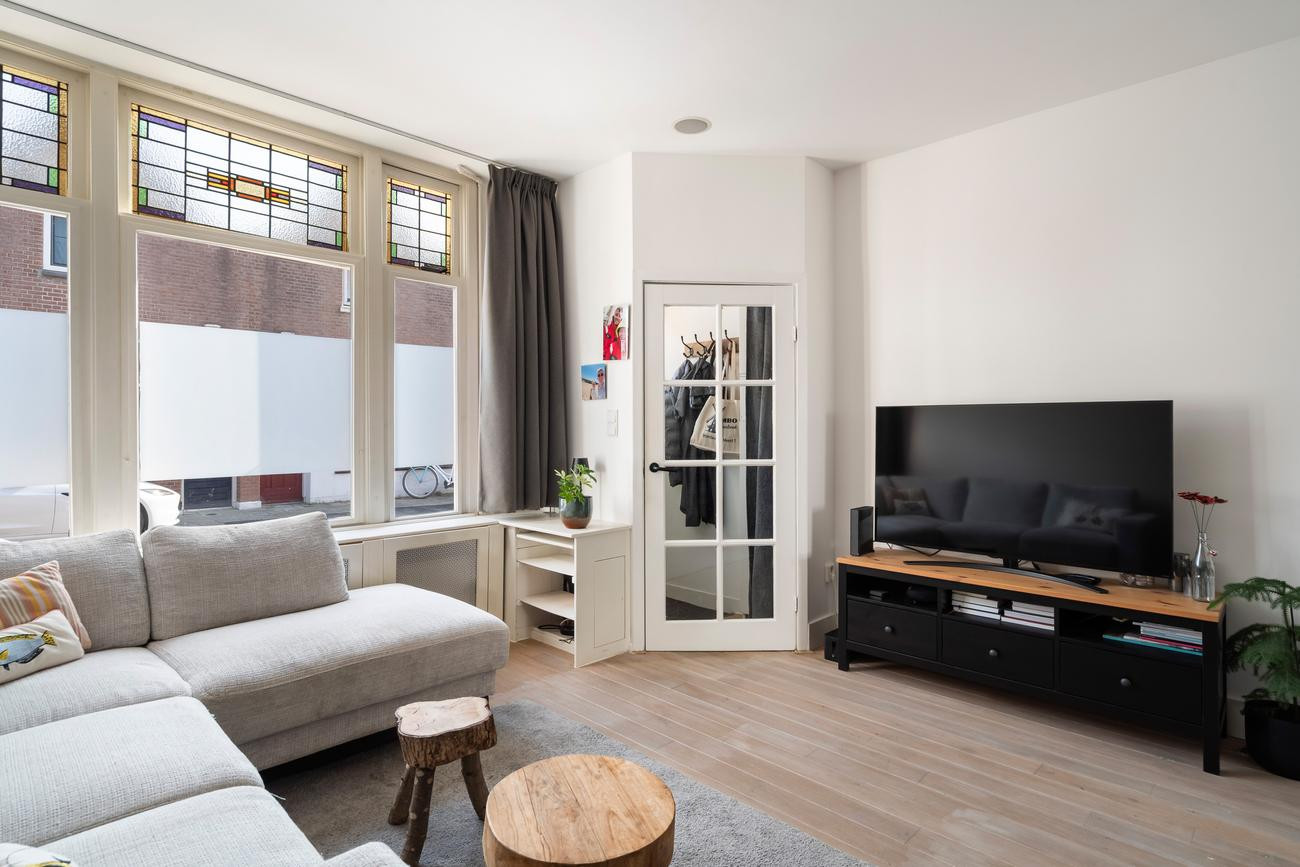 Hoekwoning te koop: Lombokstraat 1, Dordrecht