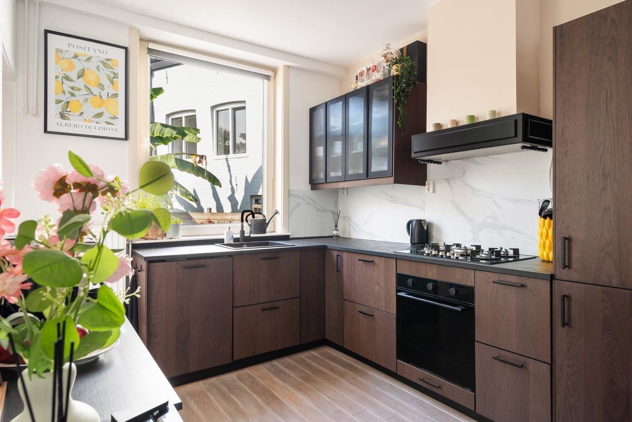 Hoekwoning te koop: Lombokstraat 1, Dordrecht