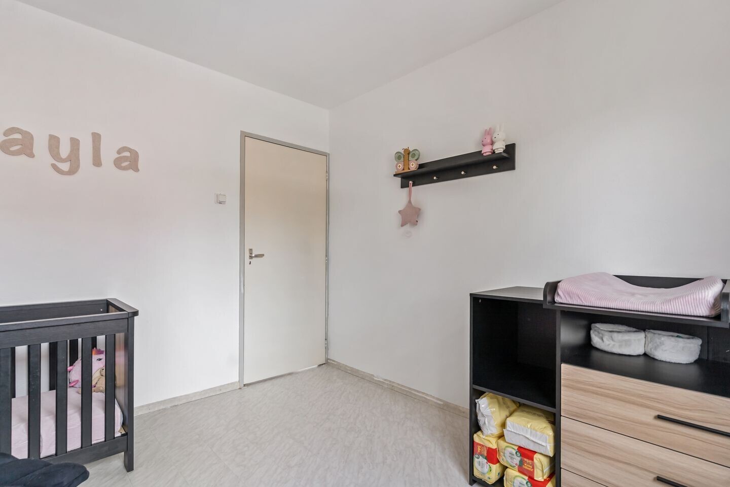Hoekwoning te koop: Volkerakweg 36, Dordrecht