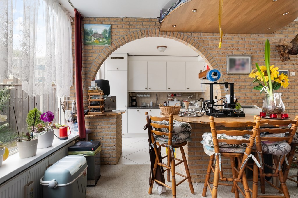 Tussenwoning te koop: Wielingenstraat 30, Dordrecht
