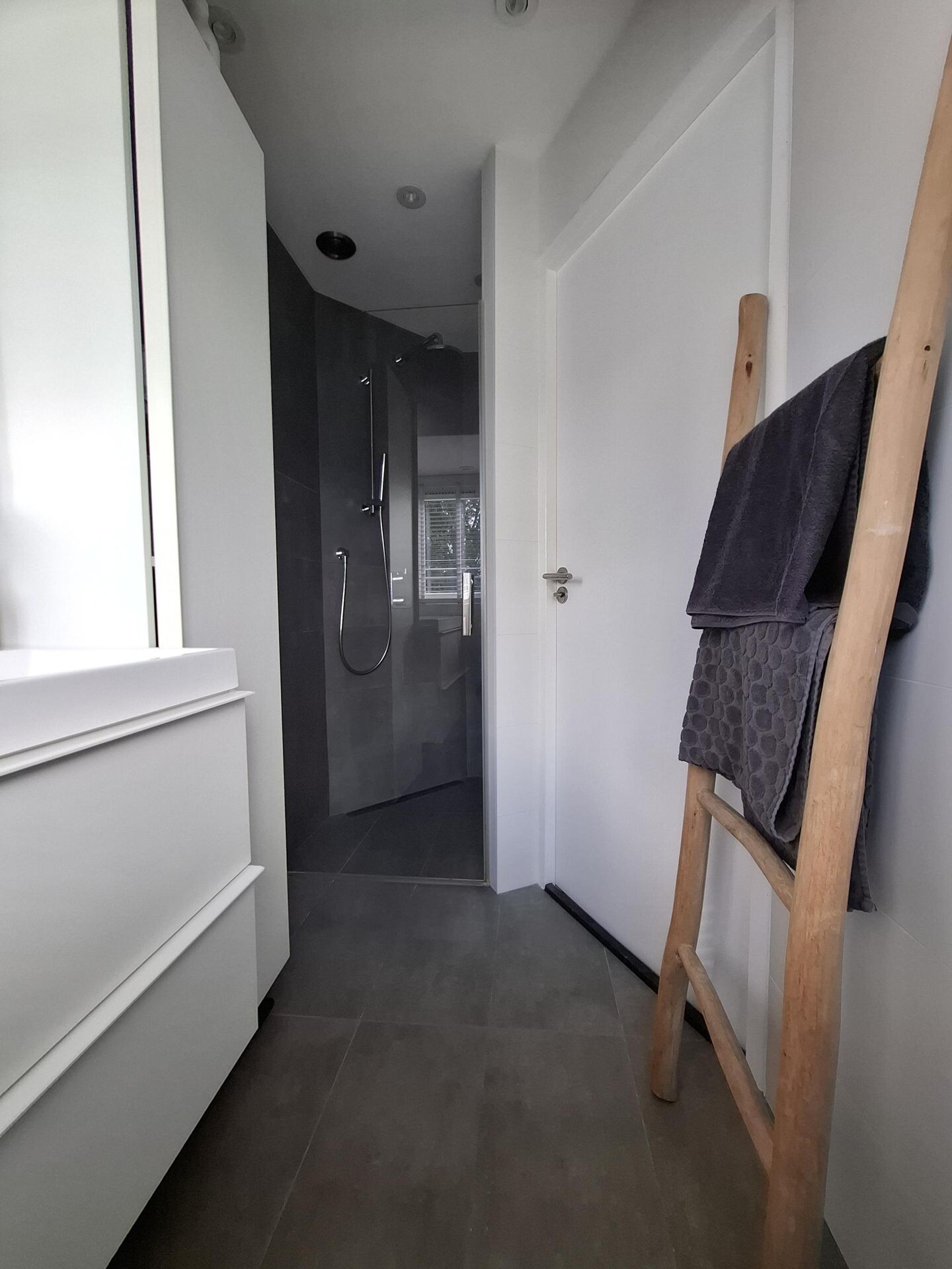 Appartement te koop: Maasstraat 102, Dordrecht