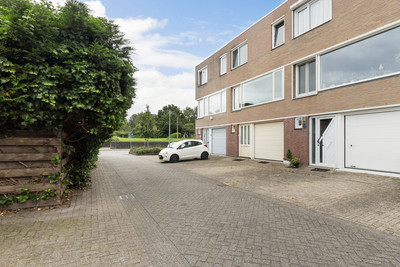 Damsterdiep 76