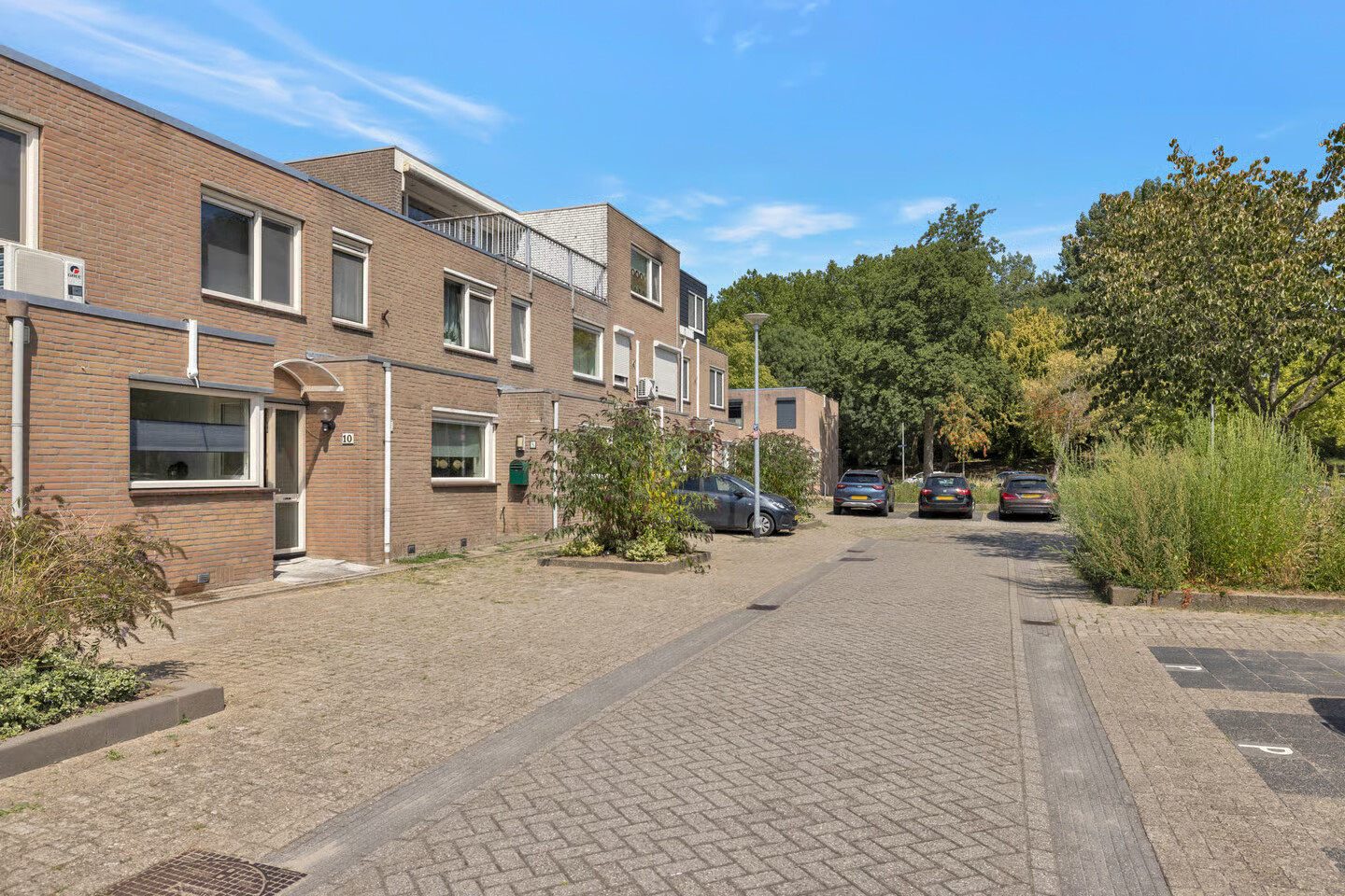 Tussenwoning te koop: Keteldiep 10, Dordrecht