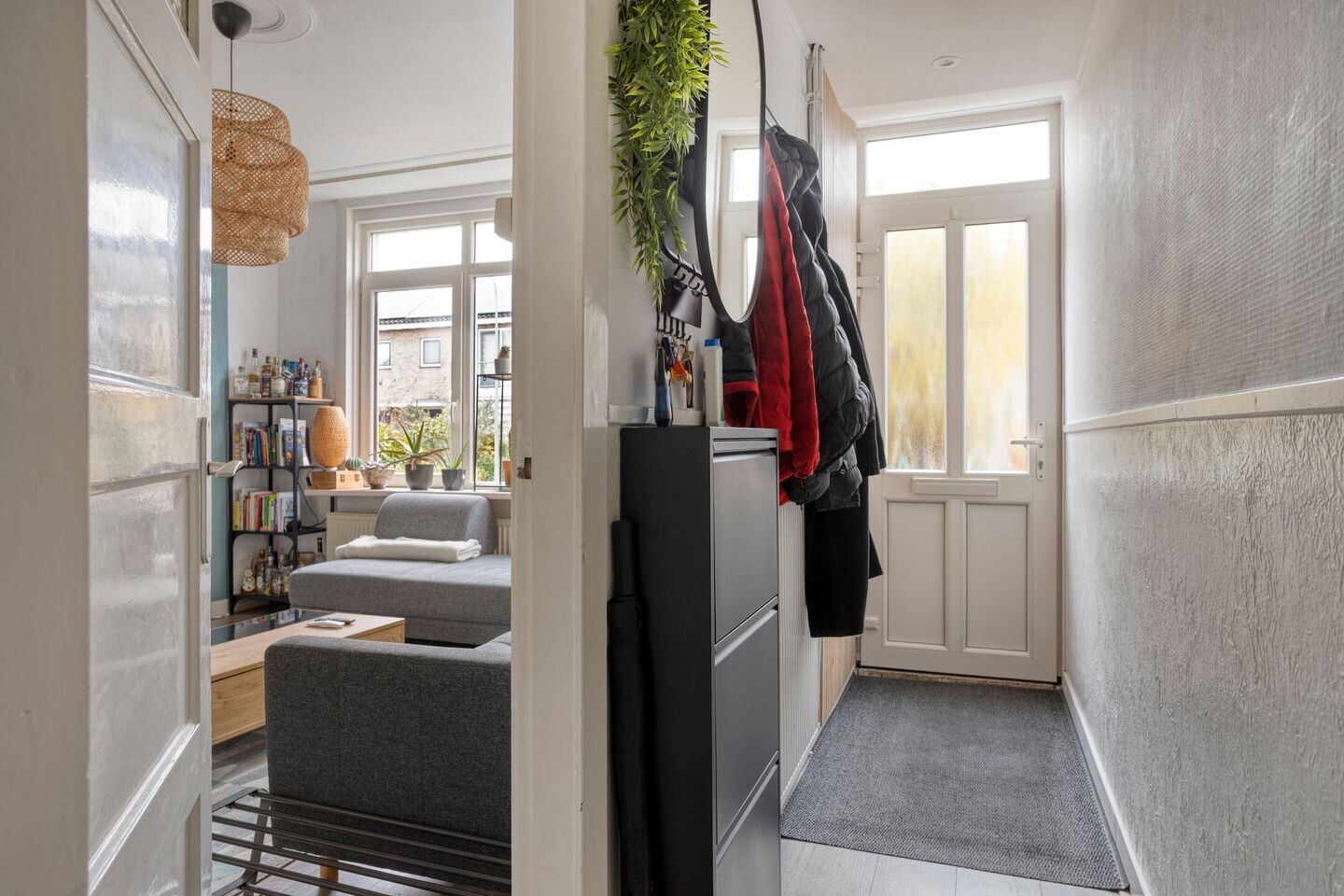 Tussenwoning te koop: Van Manderstraat 18, Dordrecht
