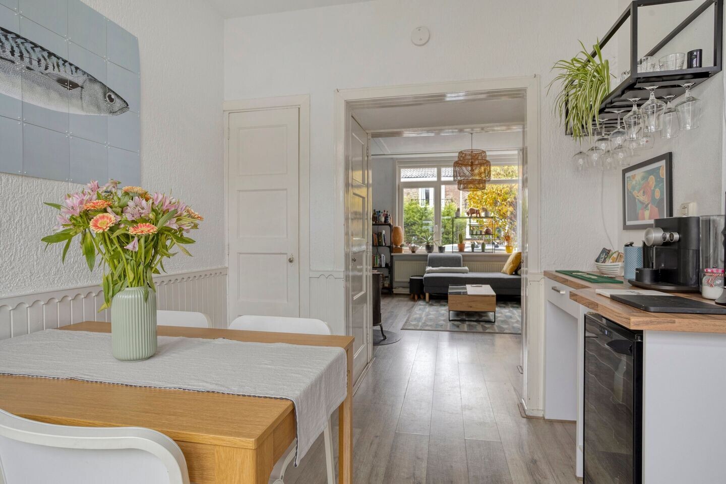 Tussenwoning te koop: Van Manderstraat 18, Dordrecht