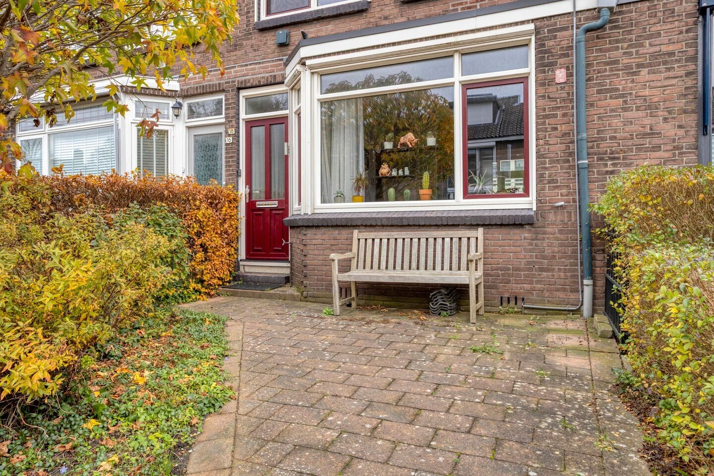 Tussenwoning te koop: Van Manderstraat 18, Dordrecht