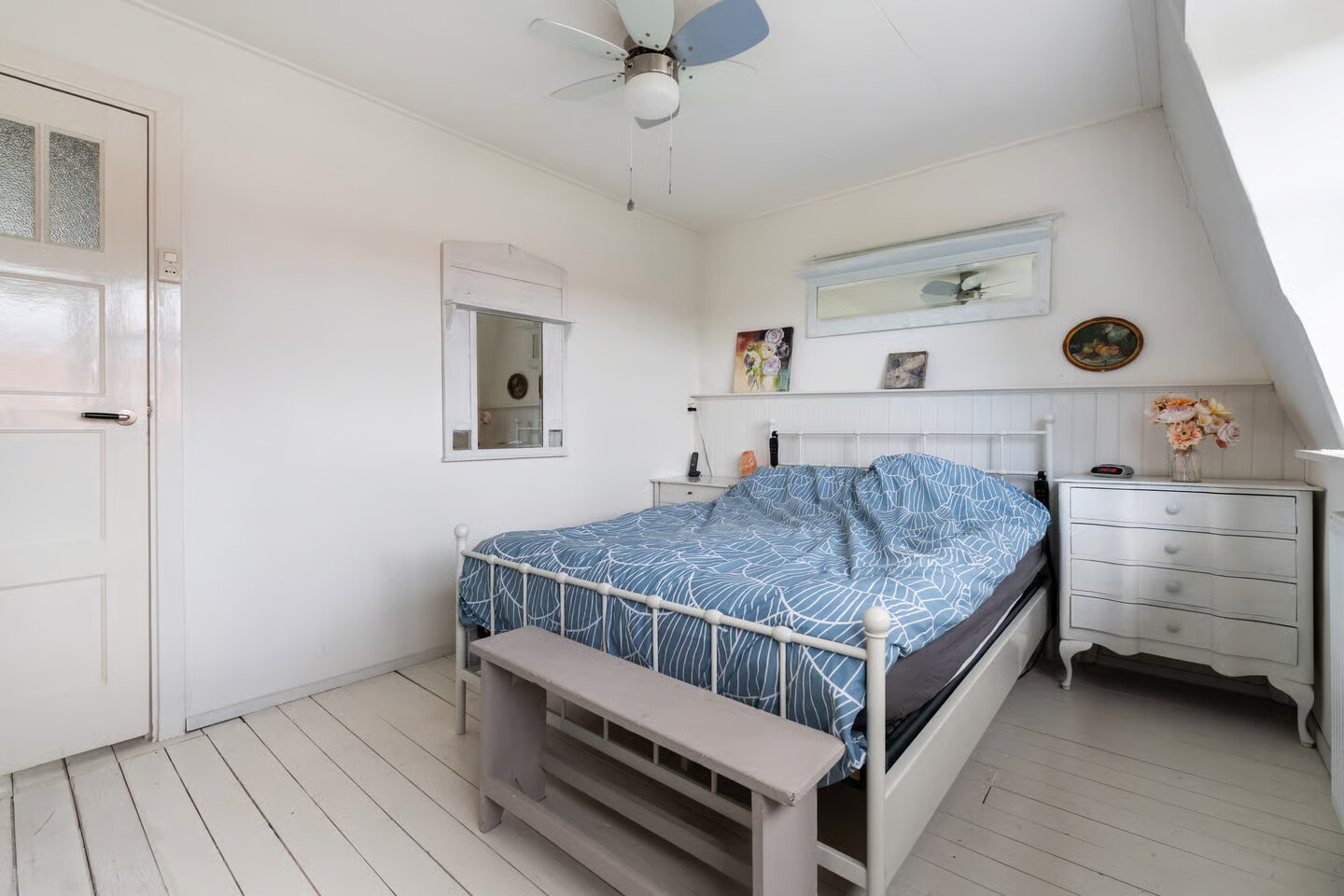 Tussenwoning te koop: Zuidendijk 49, Dordrecht