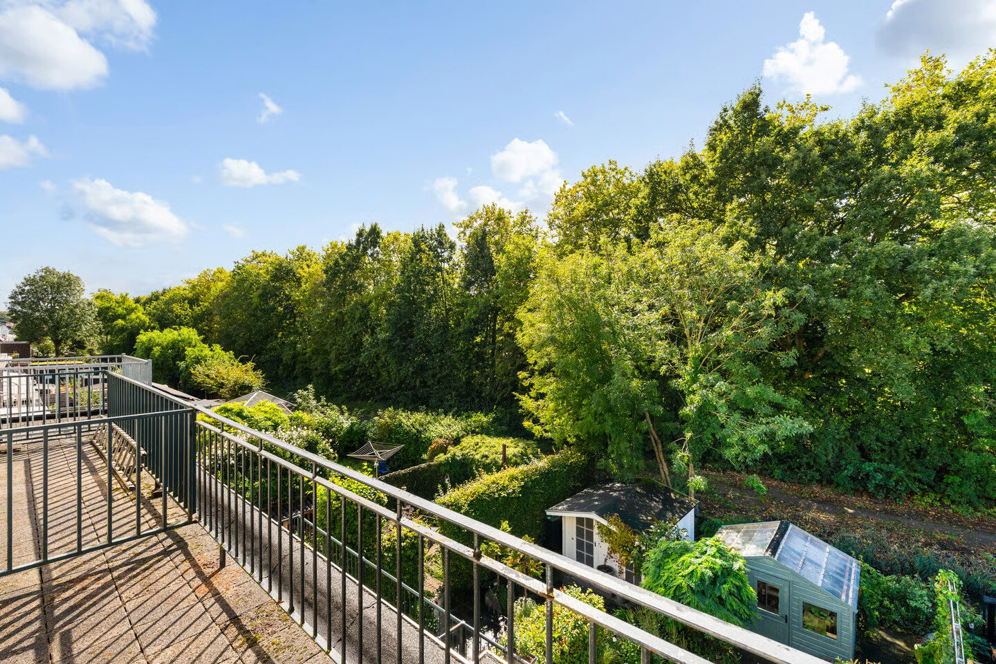 Tussenwoning te koop: Zuidendijk 49, Dordrecht
