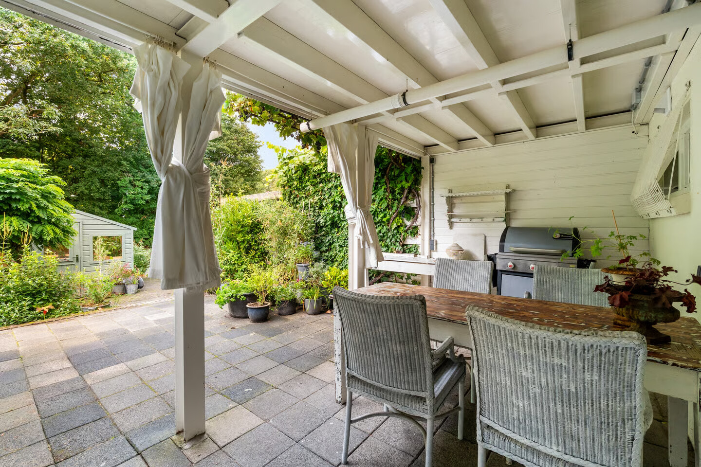 Tussenwoning te koop: Zuidendijk 49, Dordrecht
