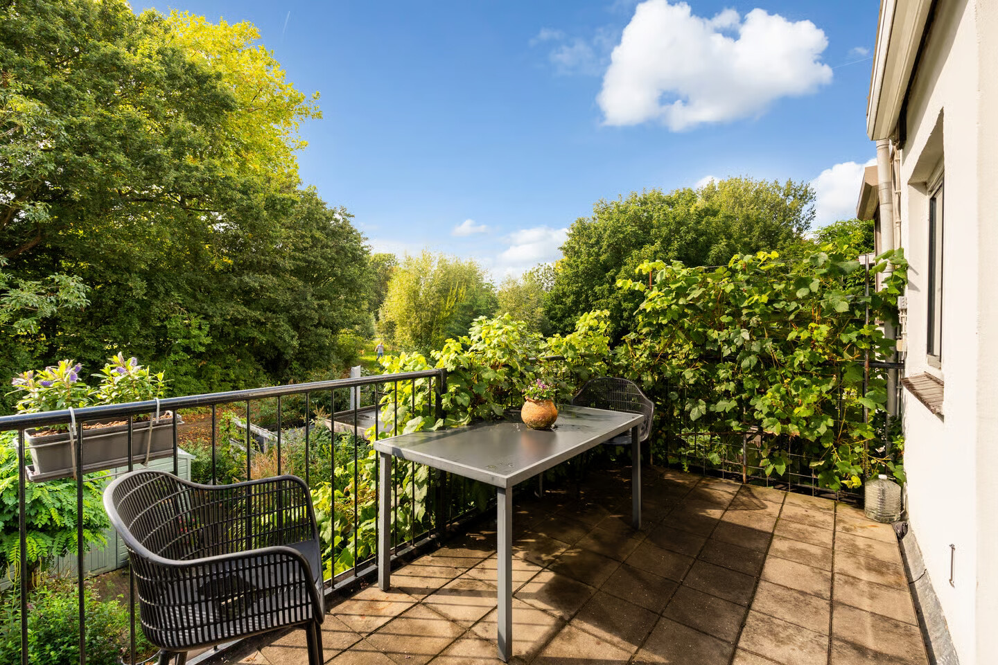 Tussenwoning te koop: Zuidendijk 49, Dordrecht