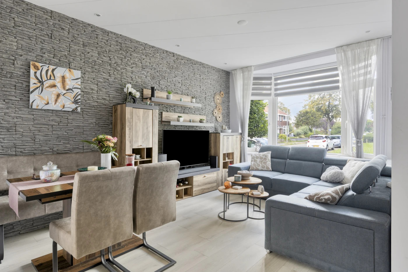 Tussenwoning te koop: Viottakade 94, Dordrecht