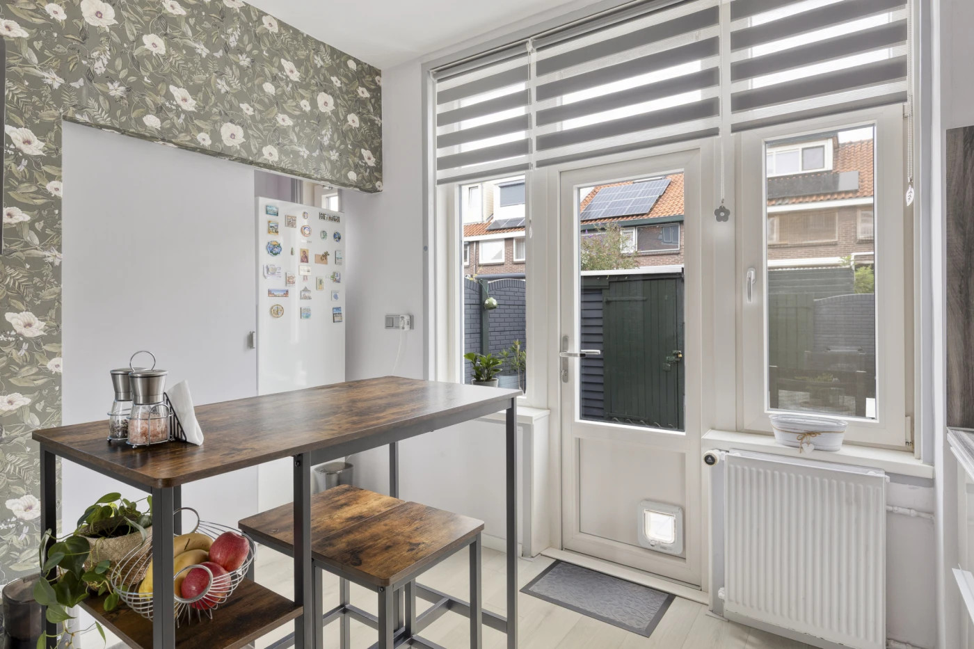 Tussenwoning te koop: Viottakade 94, Dordrecht