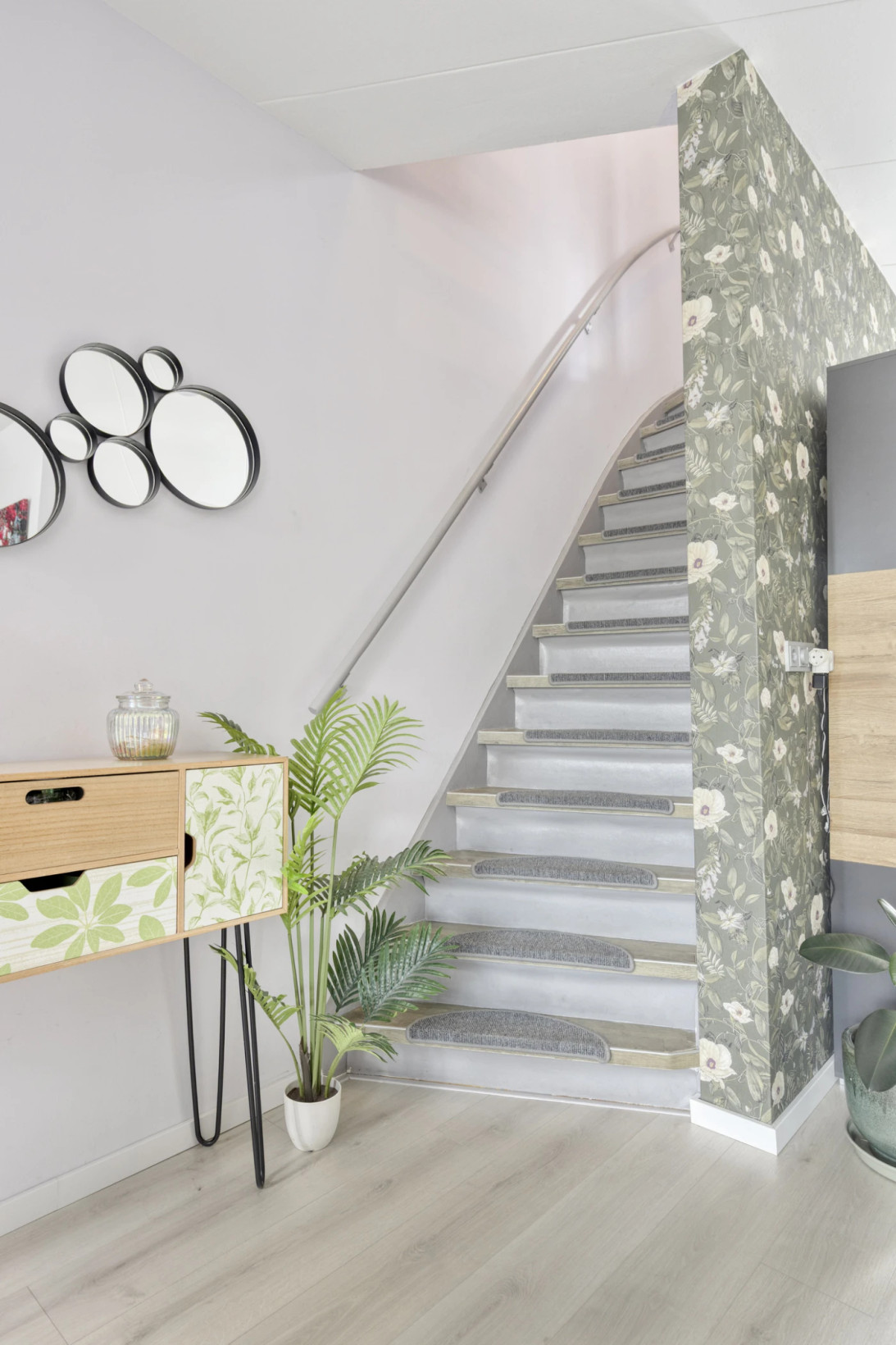 Tussenwoning te koop: Viottakade 94, Dordrecht