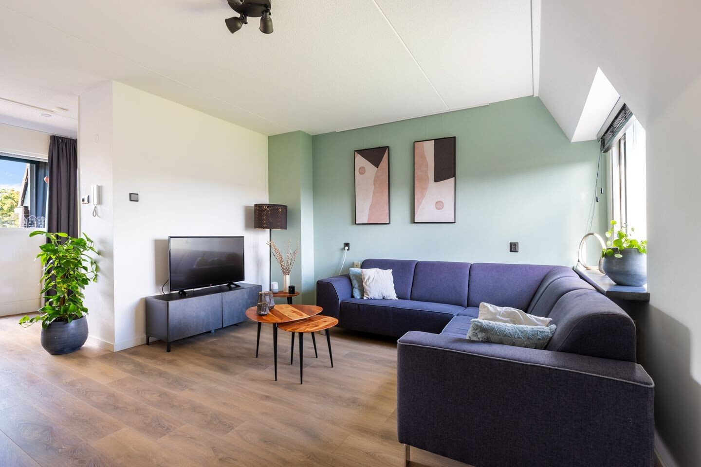 Appartement te koop: Meindert Hobbemastraat 71, Dordrecht