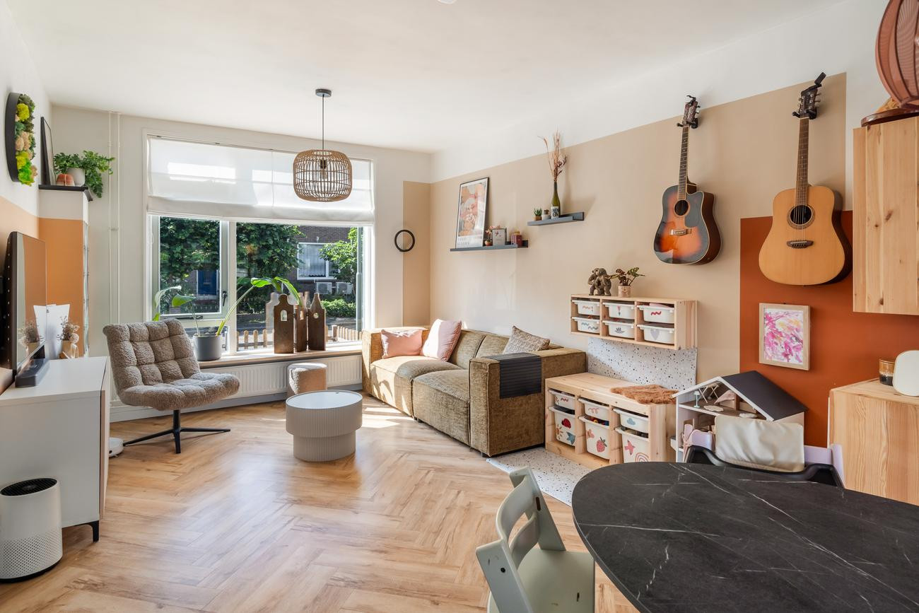 Hoekwoning te koop: Saksen-Weimarstraat 7, Dordrecht