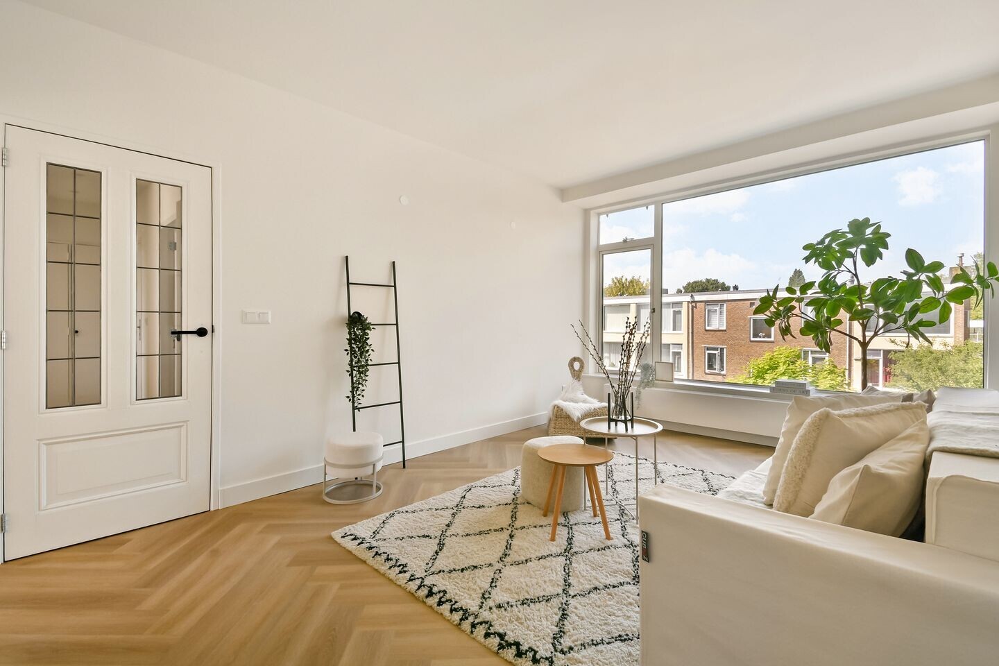 Appartement te koop: Anna van Burenstraat 6, Dordrecht