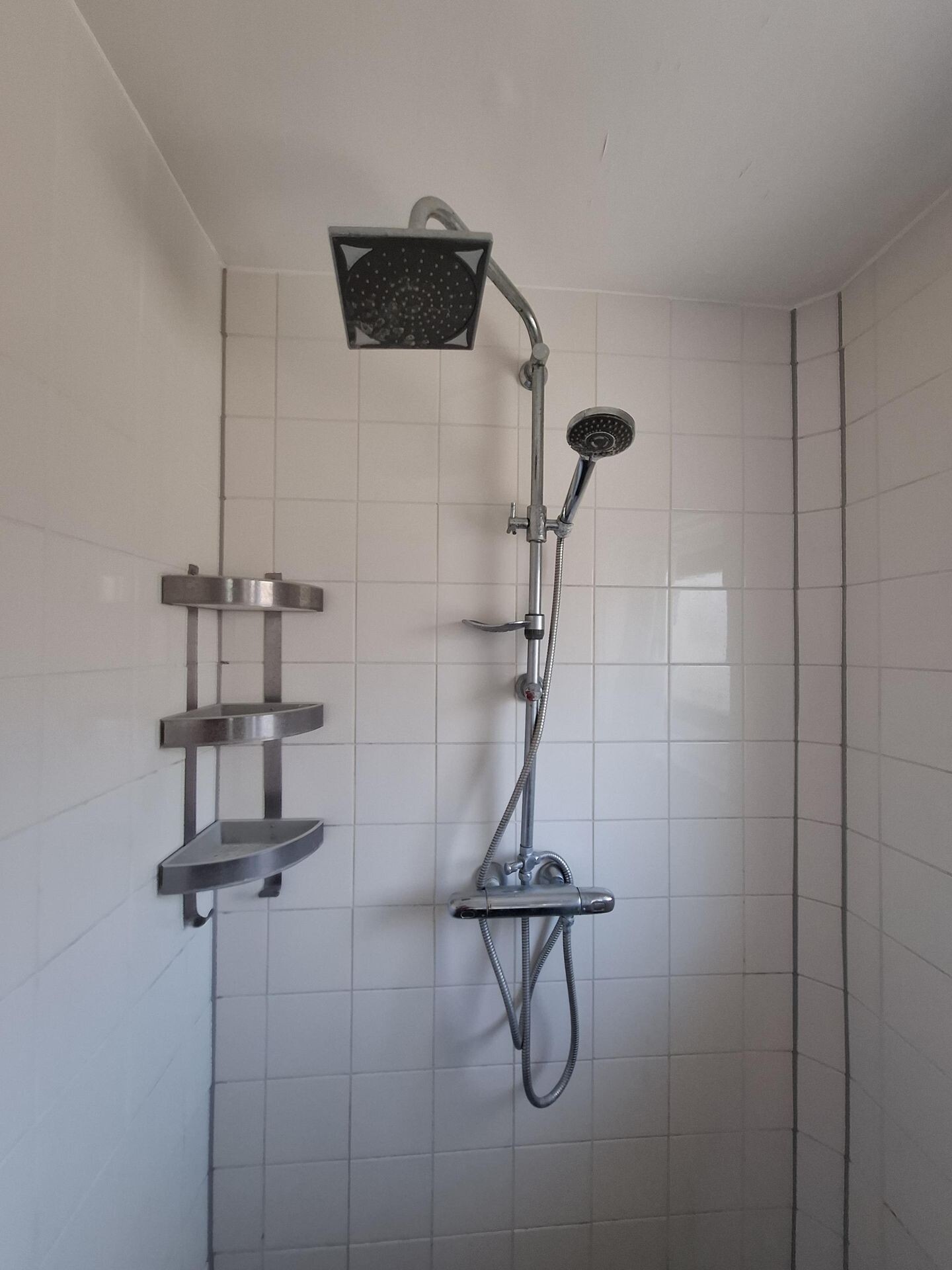 Tussenwoning te koop: Juliana van Stolbergstraat 34, Dordrecht