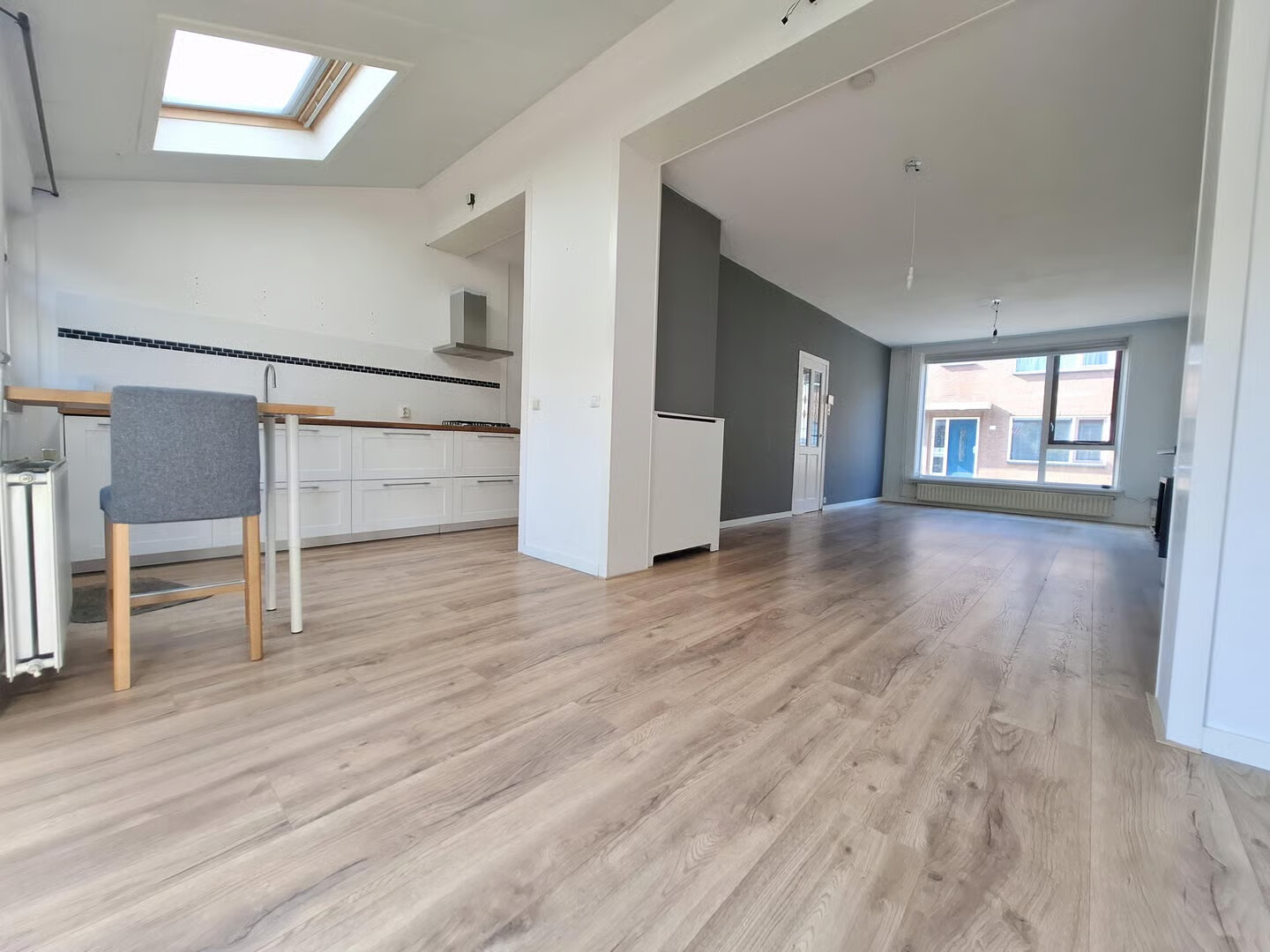 Tussenwoning te koop: Juliana van Stolbergstraat 34, Dordrecht