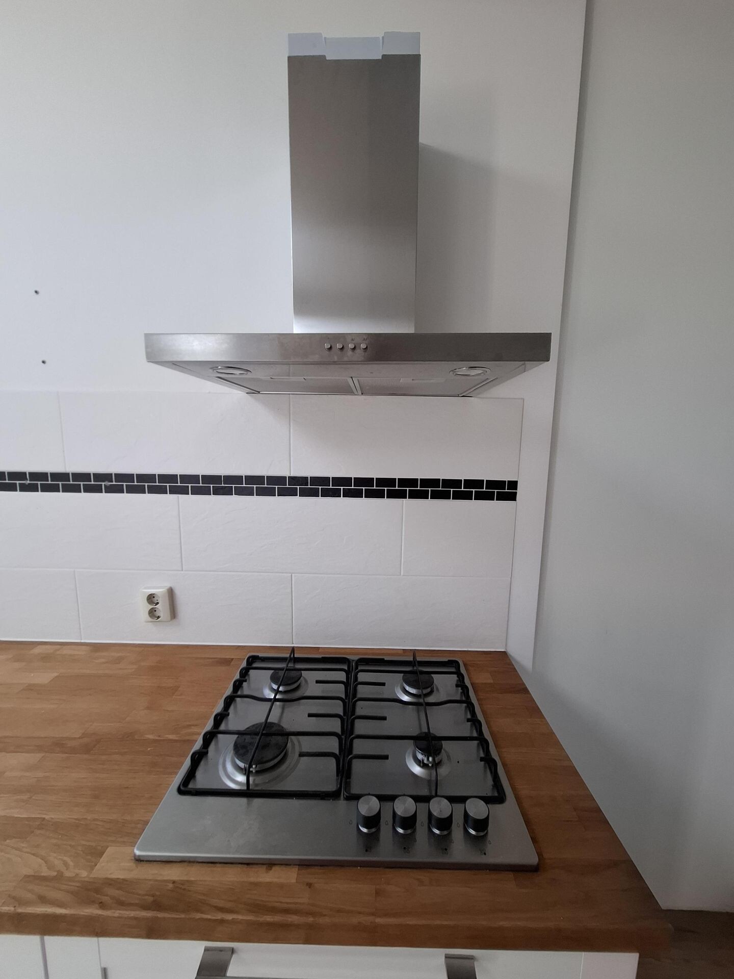 Tussenwoning te koop: Juliana van Stolbergstraat 34, Dordrecht
