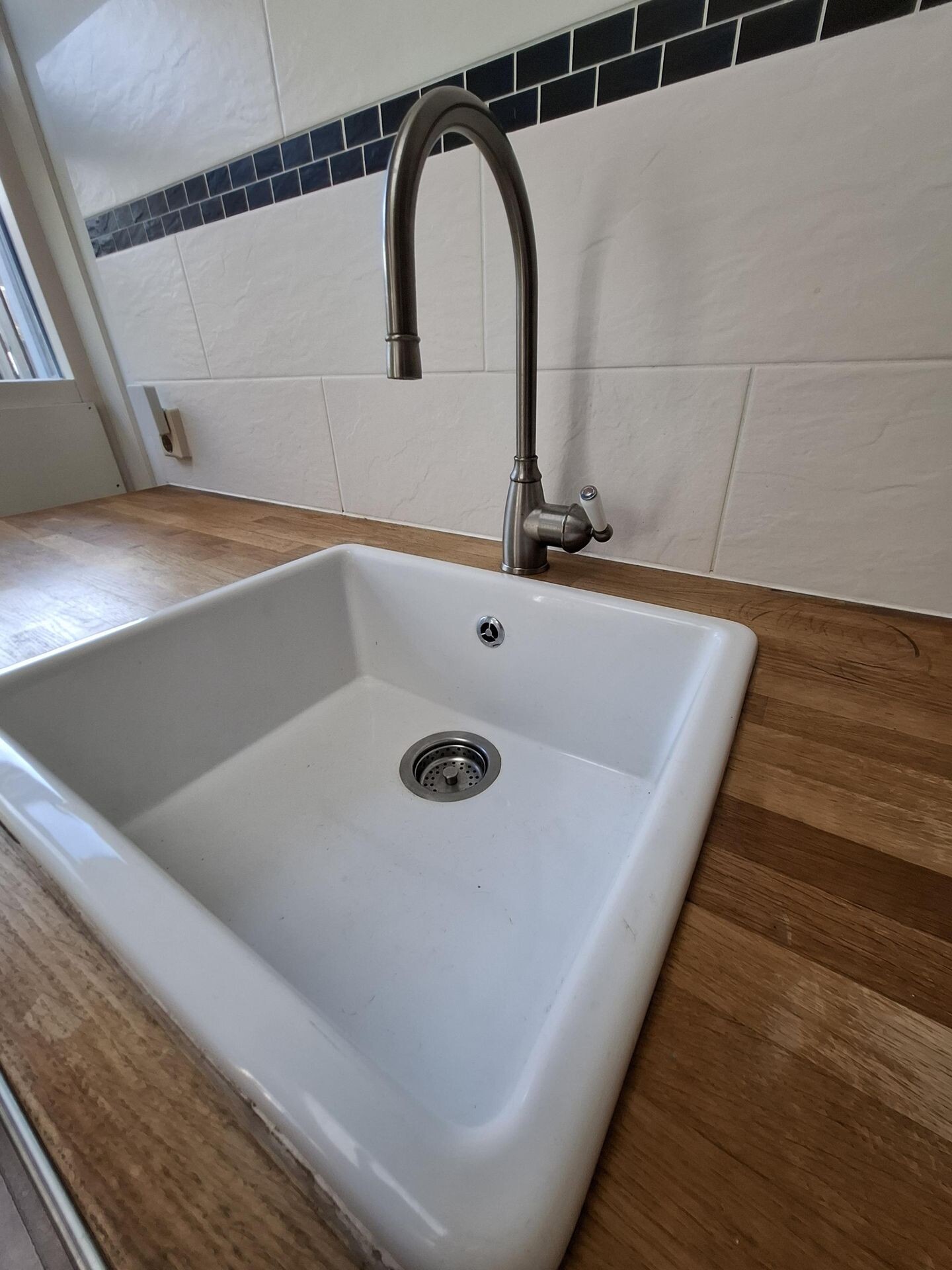 Tussenwoning te koop: Juliana van Stolbergstraat 34, Dordrecht