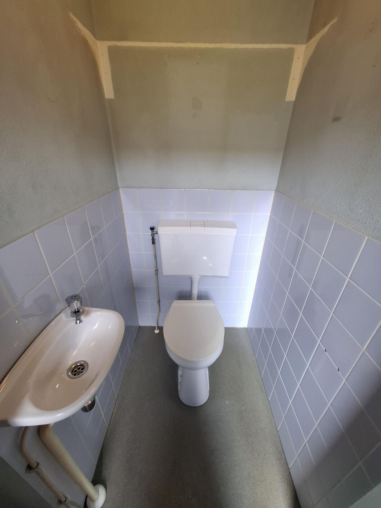 Tussenwoning te koop: Van Blanckenburgstraat 12, Dordrecht