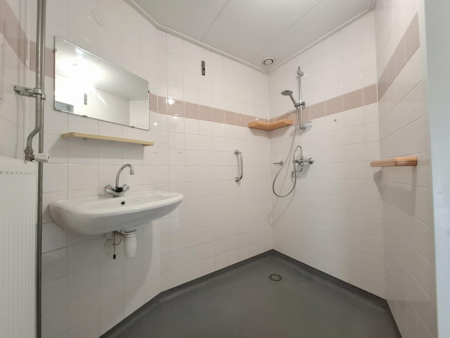 Tussenwoning te koop: Verhulststraat 6, Dordrecht
