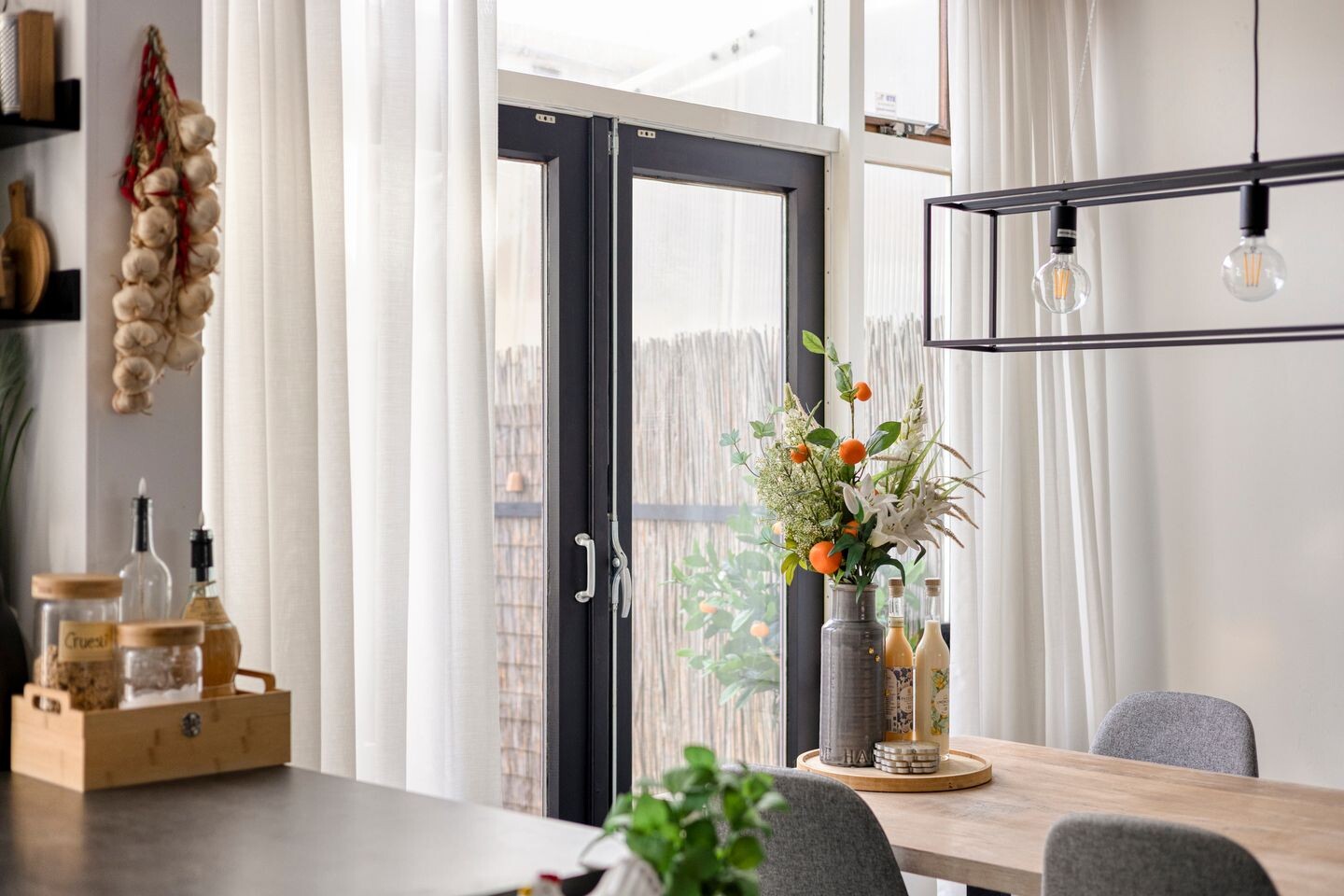 Tussenwoning te koop: Verhulststraat 76, Dordrecht