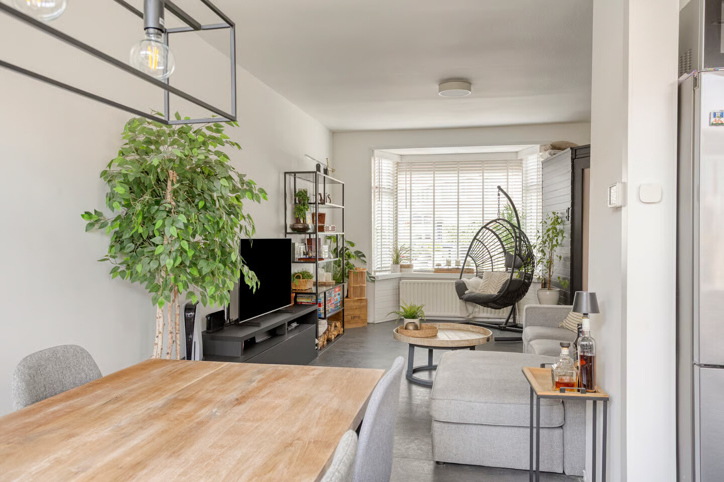 Tussenwoning te koop: Verhulststraat 76, Dordrecht
