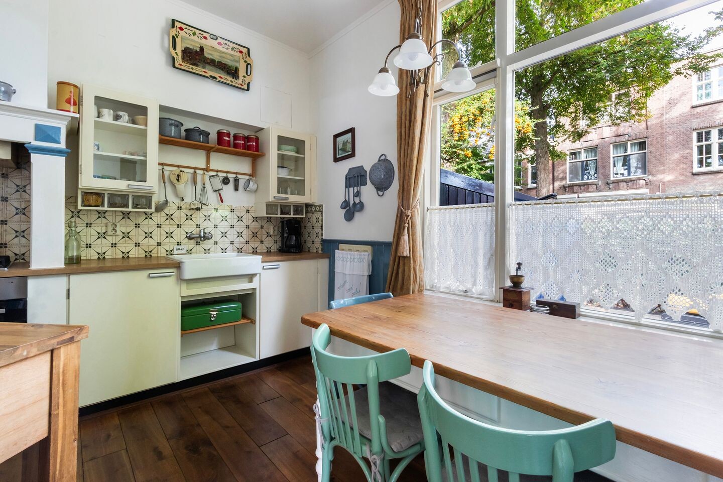 Tussenwoning te koop: Willemstraat 28, Dordrecht