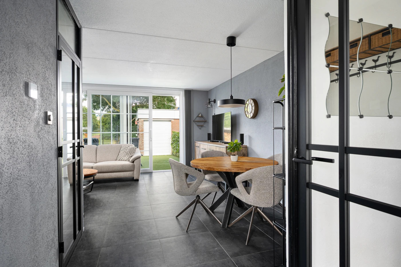 Hoekwoning te koop: Jean-Paul Sartre-erf 70, Dordrecht