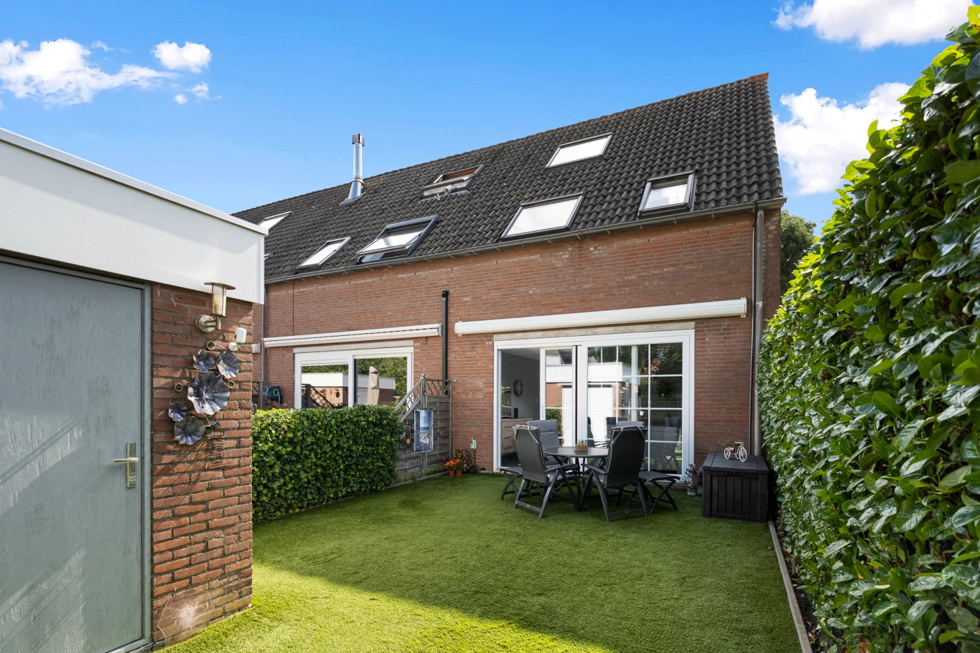 Hoekwoning te koop: Jean-Paul Sartre-erf 70, Dordrecht