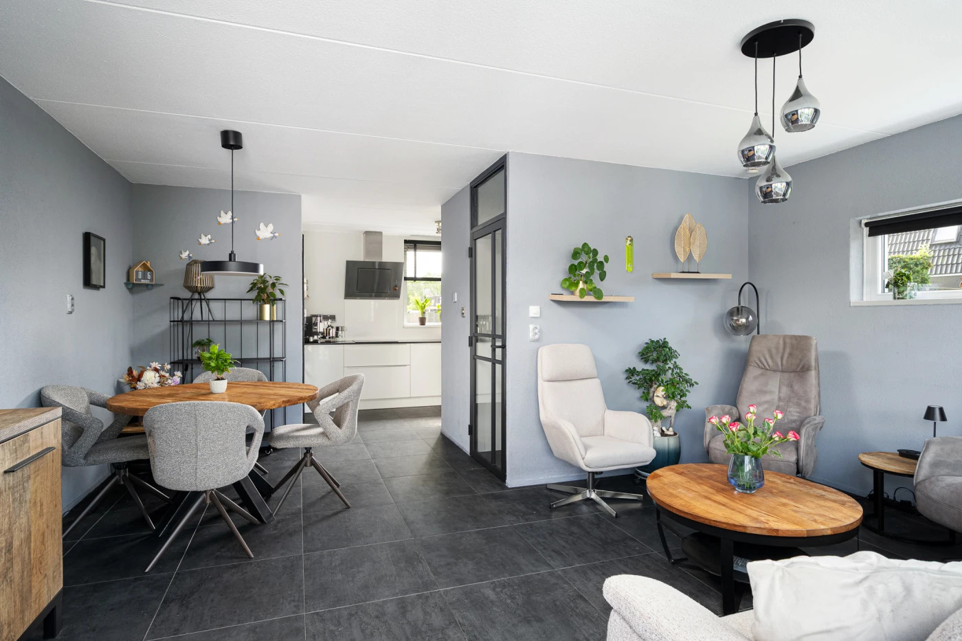 Hoekwoning te koop: Jean-Paul Sartre-erf 70, Dordrecht