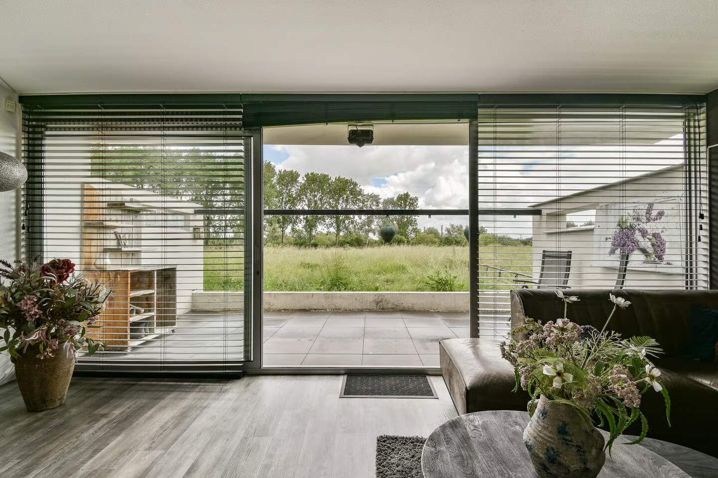 Hoekwoning te koop: Van Ravesteyn-erf 144, Dordrecht